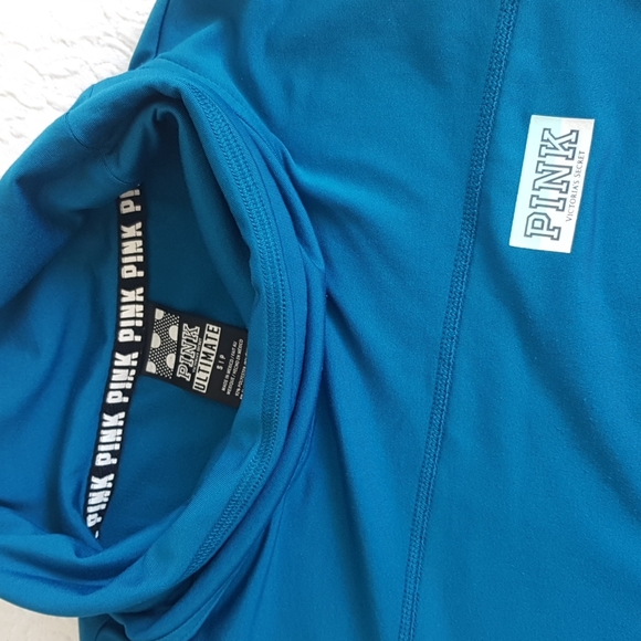 🤩4/$25 PINK Victoria's Secret Brand Pullover - Picture 2 of 6